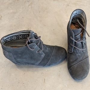 Tom's Wedge Booties